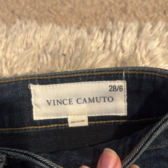 NWT Vince Camuto size 6 skinny jeans with detailed cuffs - Picture 5 of 9